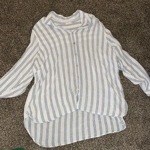 Loose fitting white and blue button up!